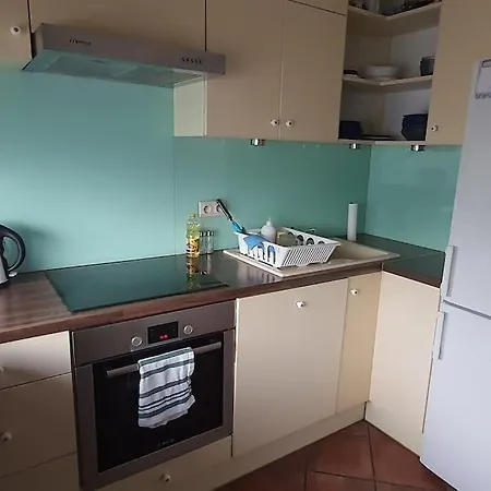 Shalom Corner *parking For Free* Krakau